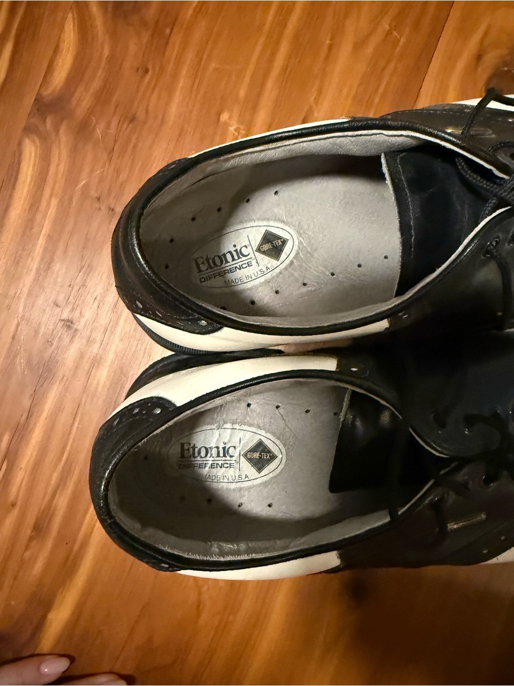 Allen Edmonds Two-Tone Black and White Men’s Saddle Oxfords - Picture 2 of 3